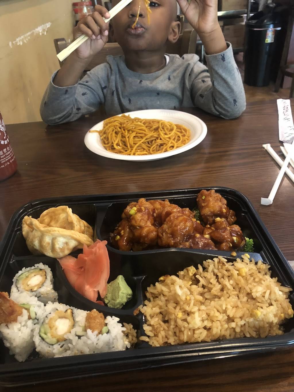 Kome | restaurant | 2407 S Hiawassee Rd, Orlando, FL 32835, USA | 4072998687 OR +1 407-299-8687