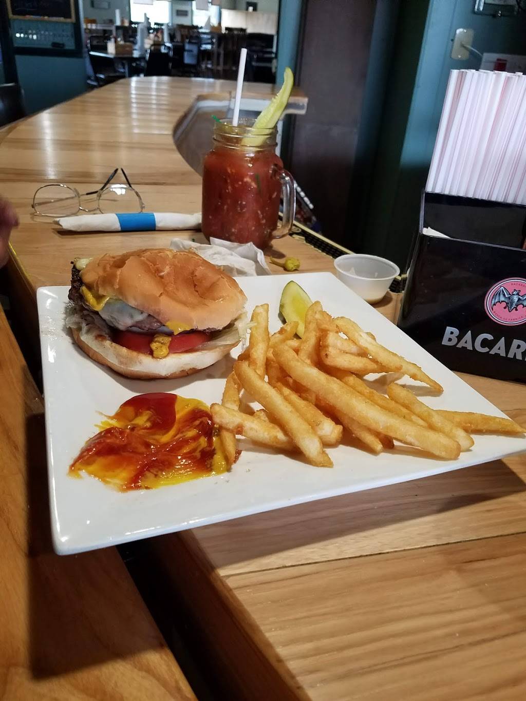 Not Too Far Away Pub & Grill | restaurant | N6444 US-12, Elkhorn, WI 53121, USA | 2627423417 OR +1 262-742-3417