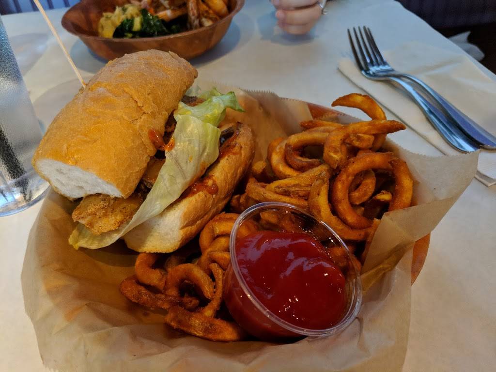 Shaking Crab (Cambridge) | restaurant | 1815 Massachusetts Ave, Cambridge, MA 02140, USA | 8572596147 OR +1 857-259-6147