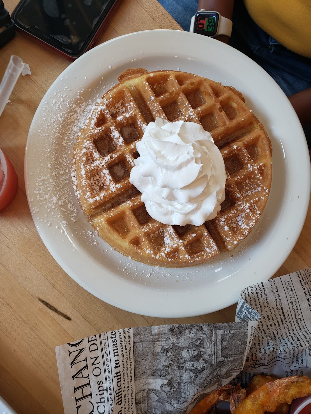 Pearls Oyster Bar | restaurant | 51 N 12th St, Philadelphia, PA 19107, USA | 2159649792 OR +1 215-964-9792