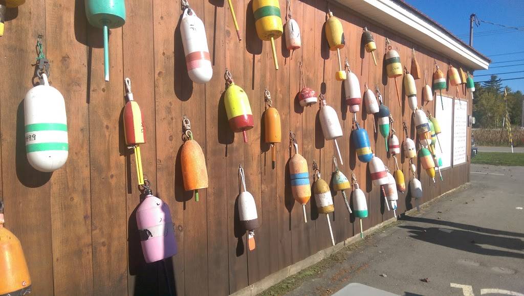 Carriers Mainely Lobster | restaurant | 10 ME-46, Bucksport, ME 04416, USA | 2074691011 OR +1 207-469-1011