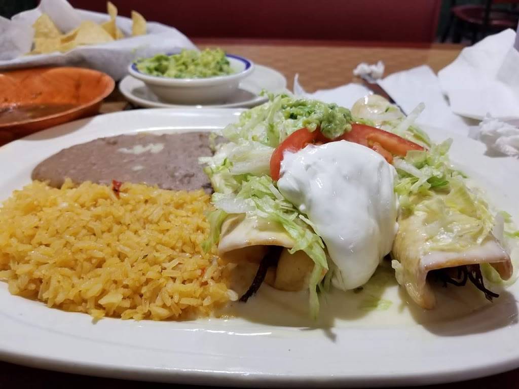 Pedros Kitchen | restaurant | 4648 Commercial Dr, New Hartford, NY 13413, USA | 3154046326 OR +1 315-404-6326