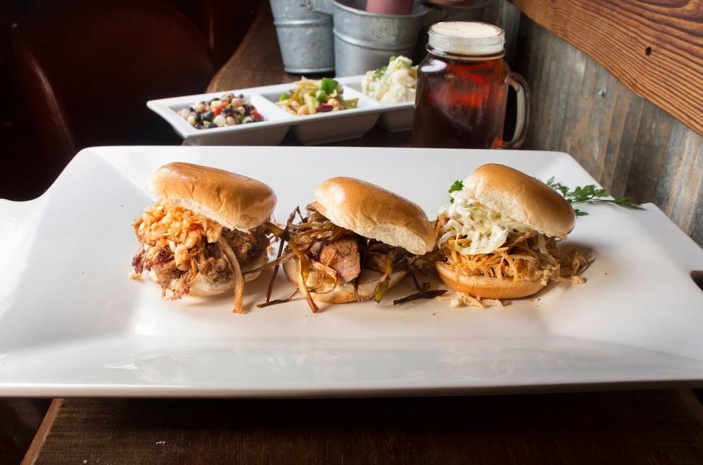 Red Hub Food Co. | restaurant | 202 10th St NW, Charlottesville, VA 22903, USA | 4349752271 OR +1 434-975-2271