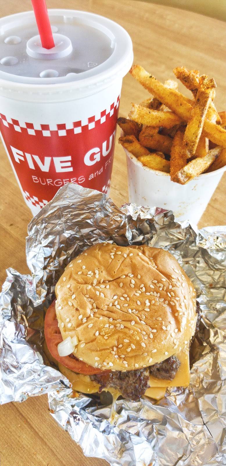 Five Guys | meal takeaway | C2, 5517 Hazeldean Rd #6, Stittsville, ON K2S 0P5, Canada | 6138361800 OR +1 613-836-1800