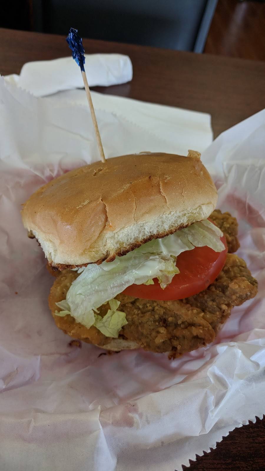 Willy Bills, Family Dining | restaurant | 411 US-61, New Madrid, MO 63869, USA | 5737484001 OR +1 573-748-4001