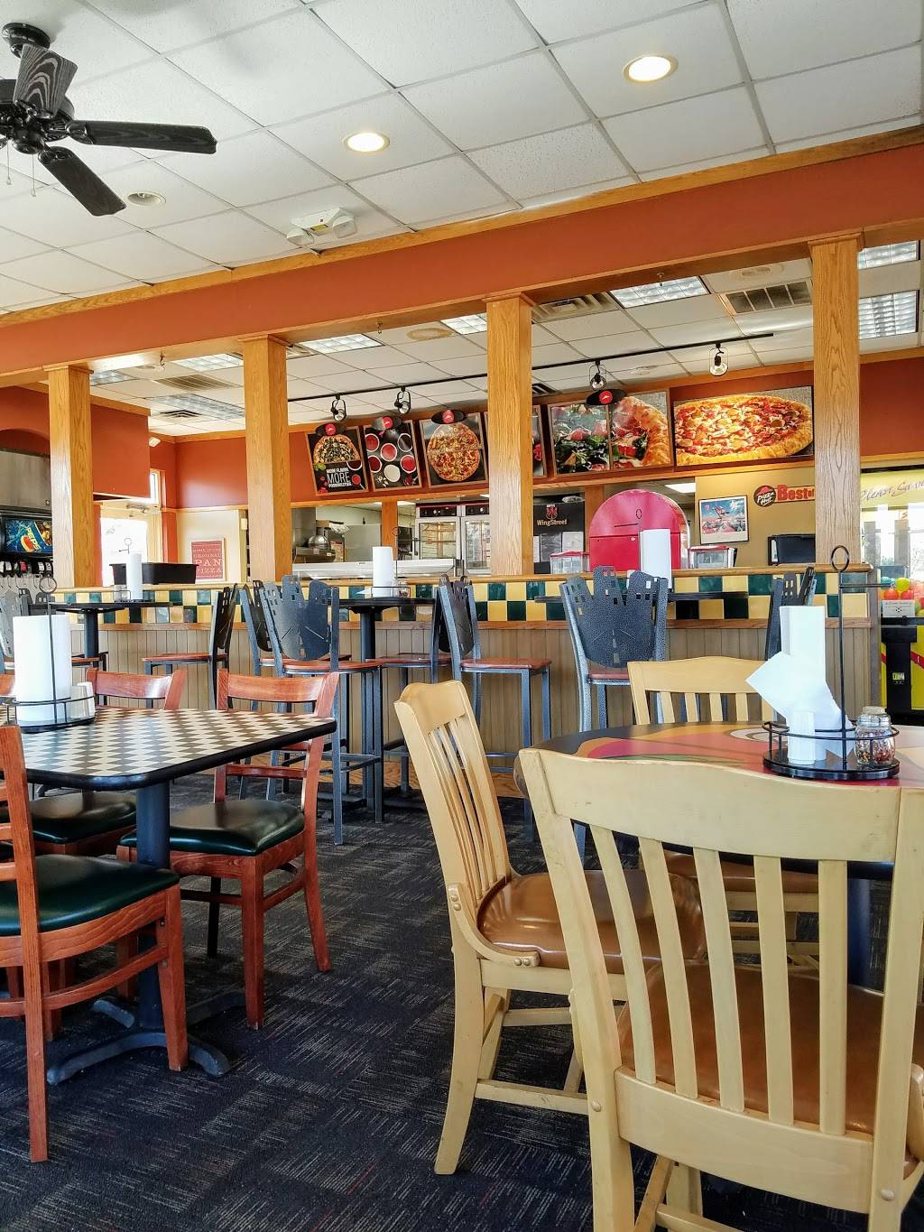 Pizza Hut | restaurant | 2508 Preston Hwy, Louisville, KY 40217, USA | 5026348322 OR +1 502-634-8322