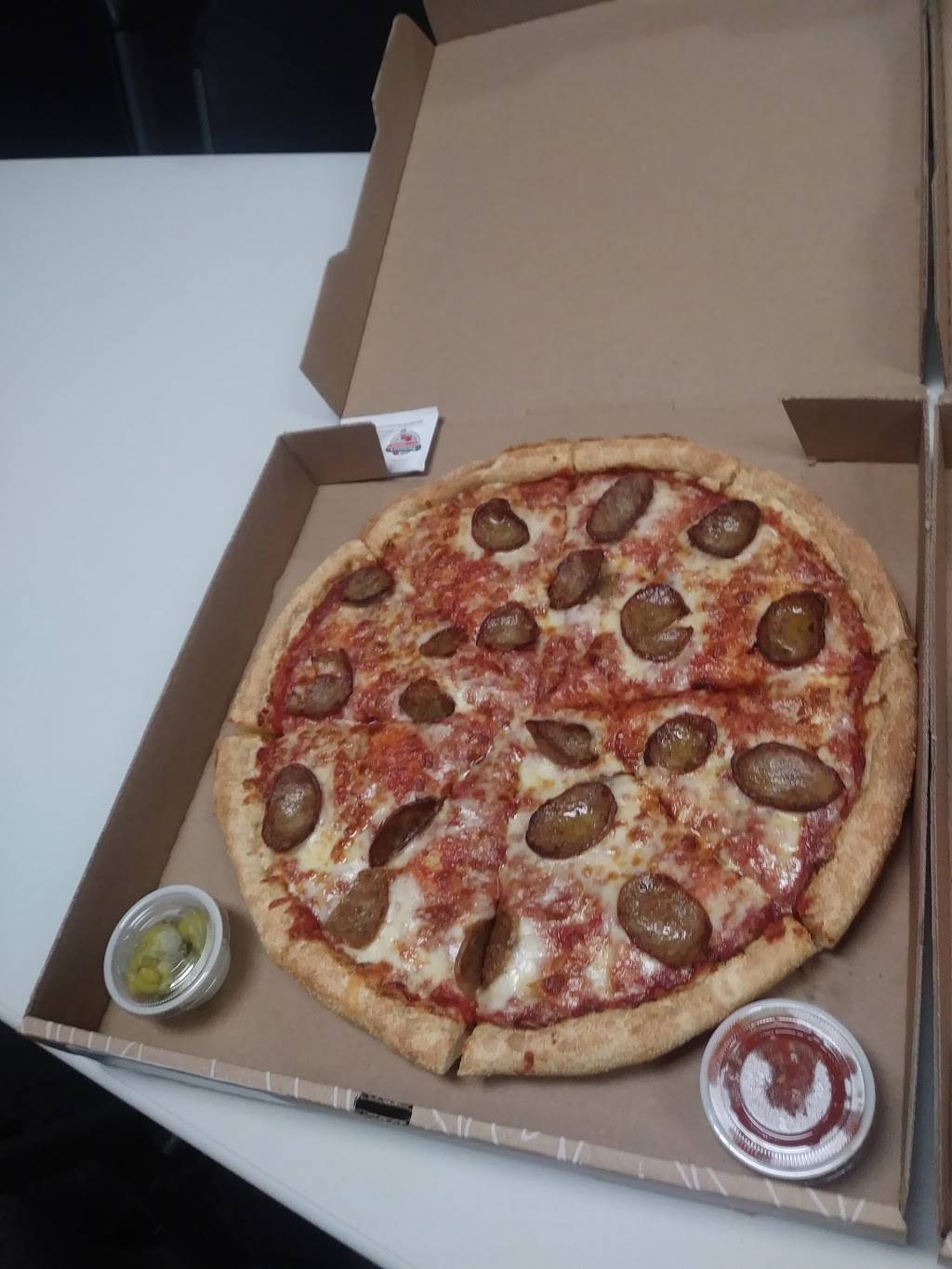 Sarpinos Pizzeria Glen Ellyn | restaurant | 922 Roosevelt Rd, Glen Ellyn, IL 60137, USA | 6307909500 OR +1 630-790-9500