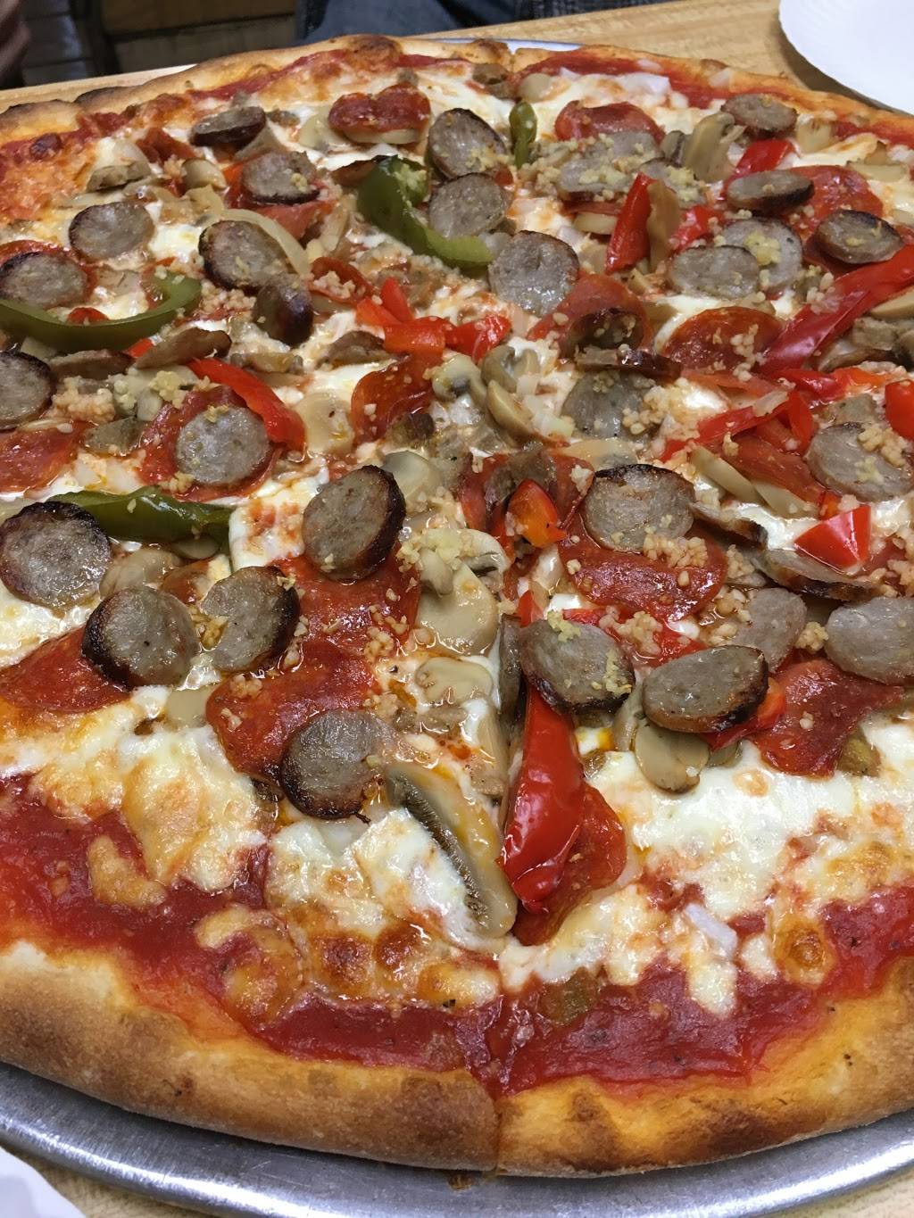 Brothers Pizza | restaurant | 185-04 Horace Harding Expy, Flushing, NY 11365, USA | 7184457888 OR +1 718-445-7888