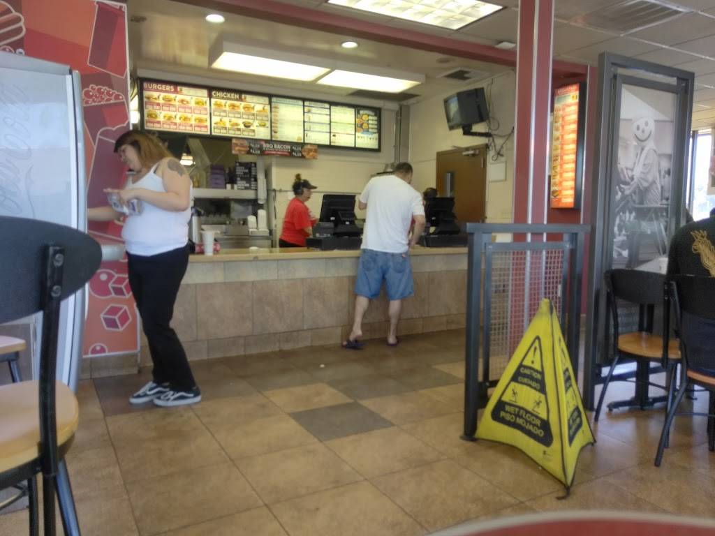 Jack in the Box | restaurant | 1501 W 6th St, Corona, CA 92882, USA | 9517340354 OR +1 951-734-0354