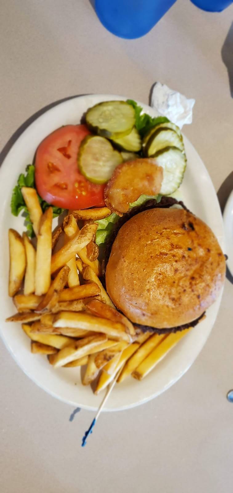 Great Lakes Family Dining | restaurant | 36830 Harper Ave, Clinton Twp, MI 48035, USA | 5867929950 OR +1 586-792-9950