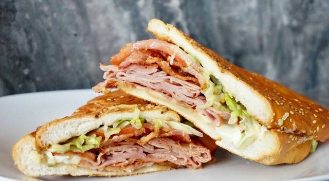 Beef Daddys | restaurant | 15771 Hall Rd, Macomb, MI 48044, USA | 5862624359 OR +1 586-262-4359