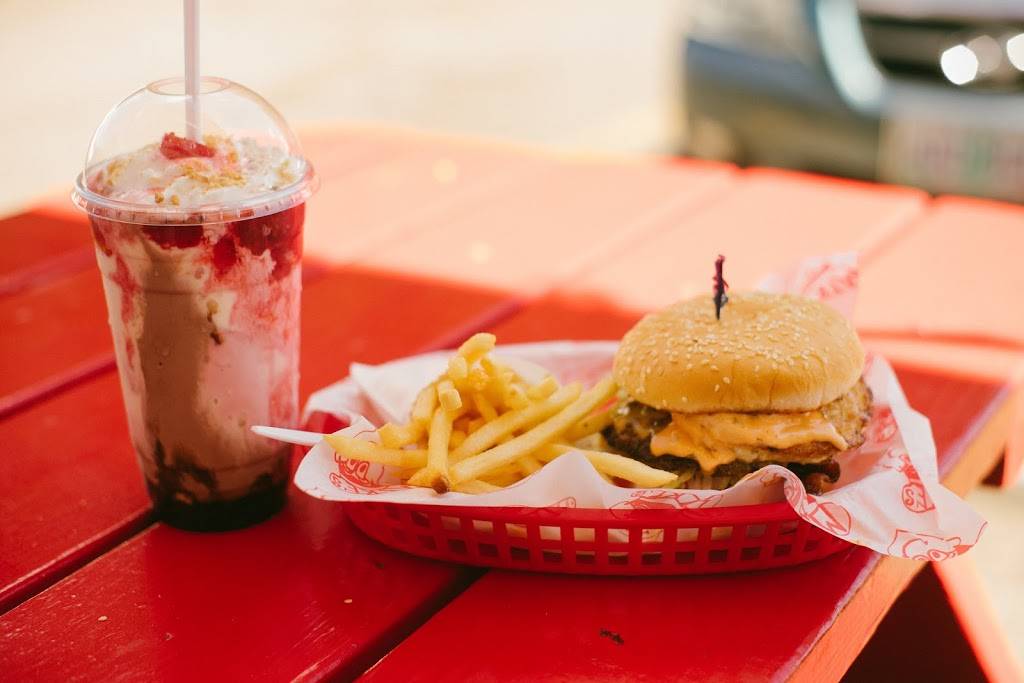 Mikes Drive-In | restaurant | 3045 SE Harrison St, Milwaukie, OR 97222, USA | 5036540131 OR +1 503-654-0131