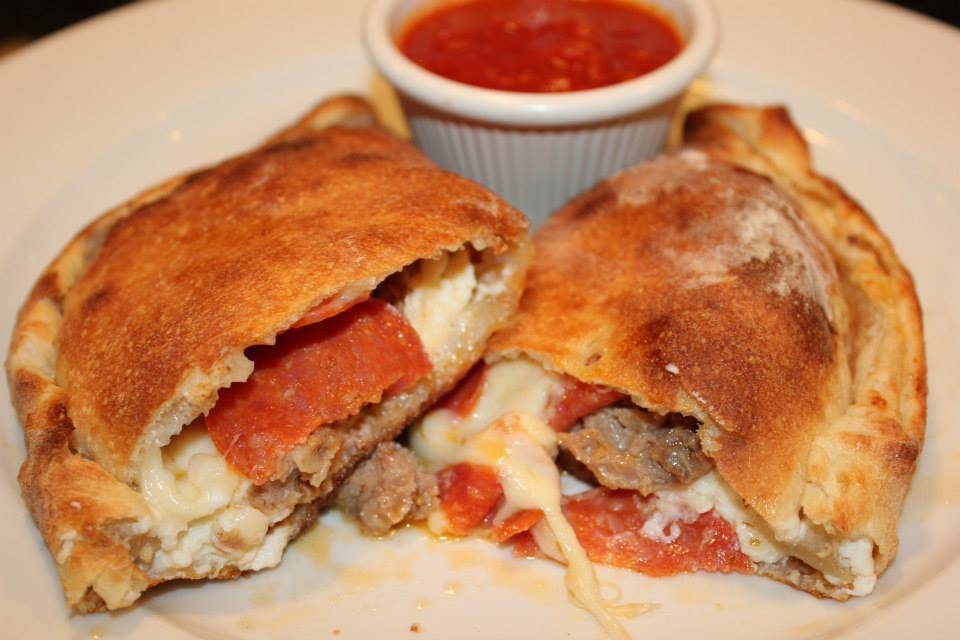 Villa Italia | restaurant | 26 Mill River St, Stamford, CT 06902, USA | 2033487742 OR +1 203-348-7742