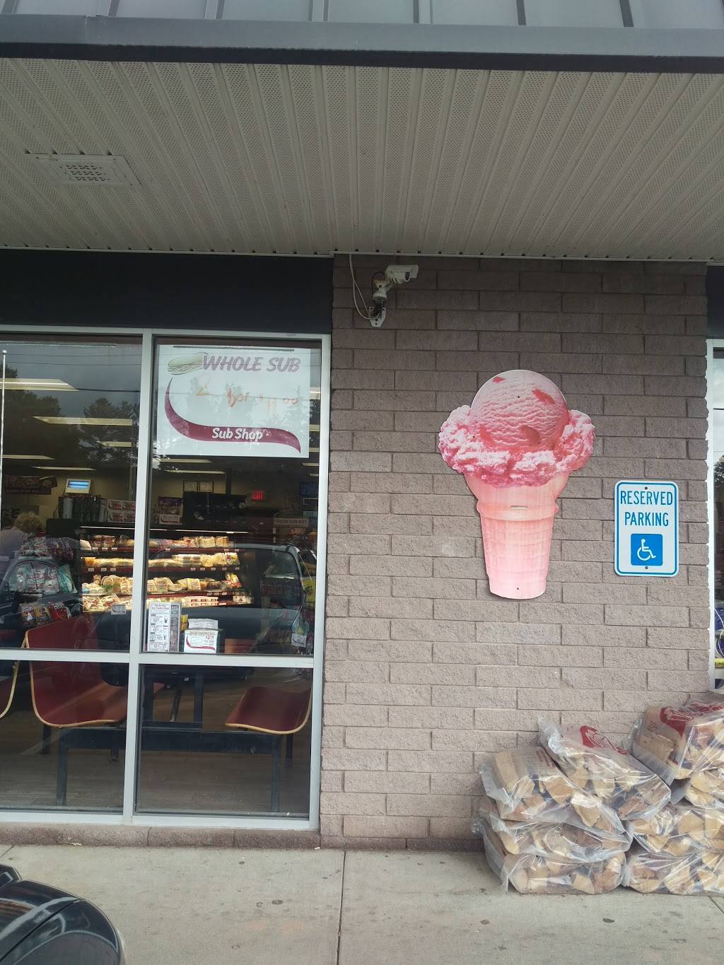 Stewarts Shops | meal takeaway | 3 Lake St, Stamford, NY 12167, USA | 6076523516 OR +1 607-652-3516