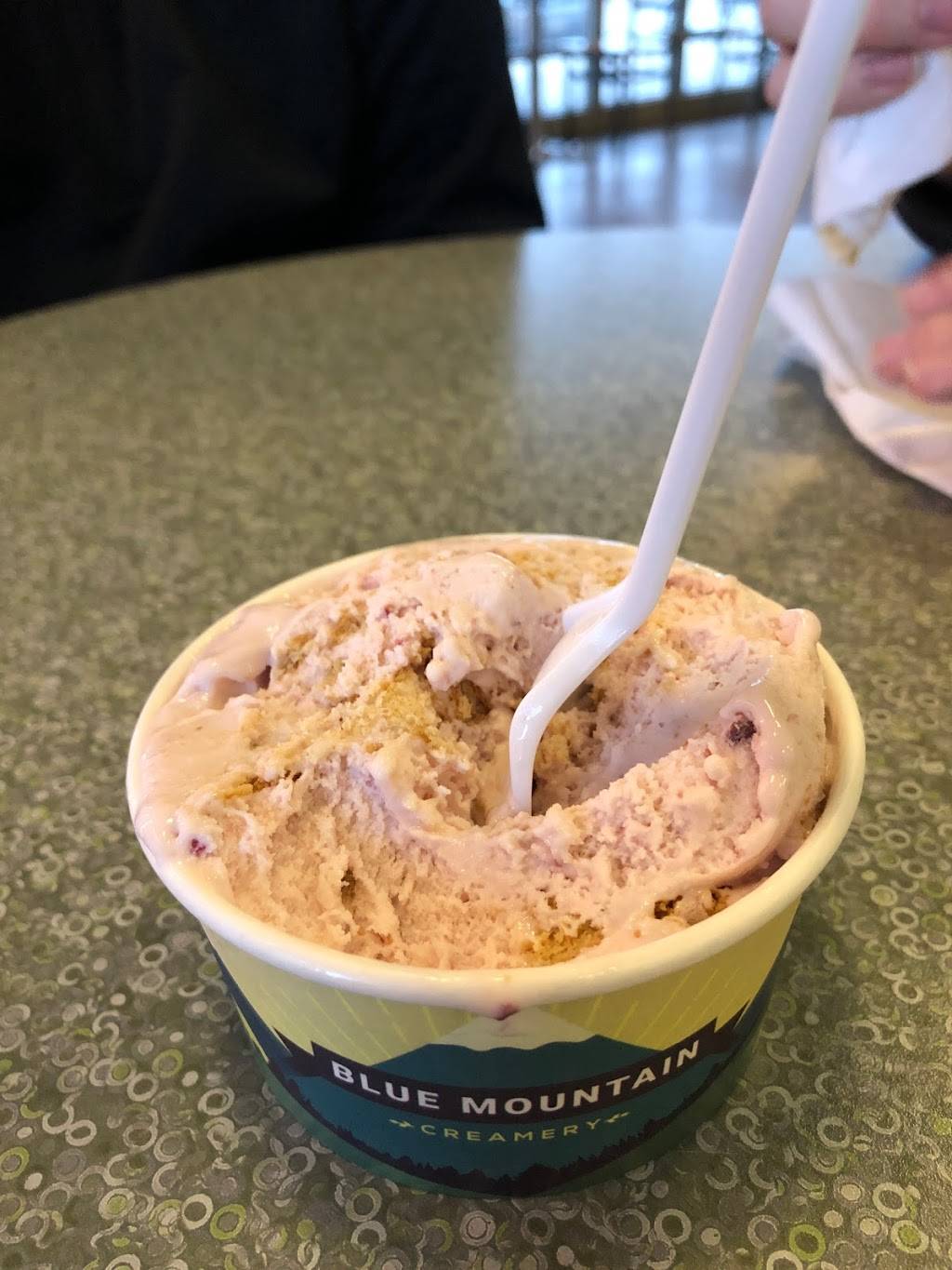 Blue Mountain Creamery | cafe | 5166 N Nevada Ave #100, Colorado Springs, CO 80918, USA | 7195999800 OR +1 719-599-9800