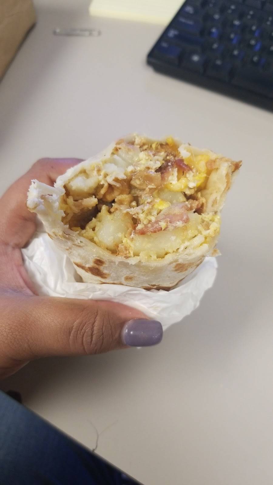 Losbetos Mexican Food | restaurant | 3001 North Hayden Road, Scottsdale, AZ 85251, USA | 4809475142 OR +1 480-947-5142