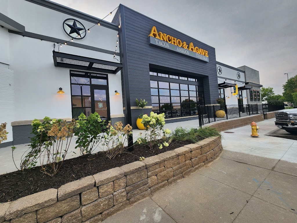 Ancho & Agave | restaurant | 17110 Davenport St #114, Omaha, NE 68118, USA | 4029839191 OR +1 402-983-9191