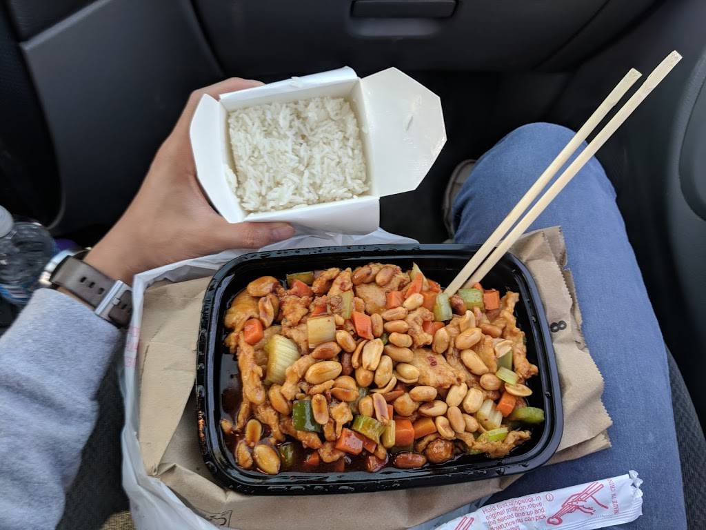 China King Chinese Restaurant: Take Out | restaurant | 228 E Main St, Port Washington, WI 53074, USA | 2622847388 OR +1 262-284-7388
