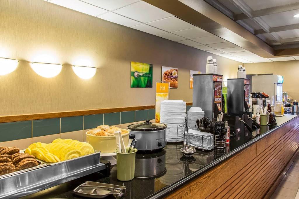 Quality Inn Midway Airport | restaurant | 7353 S Cicero Ave, Chicago, IL 60629, USA | 7735815300 OR +1 773-581-5300