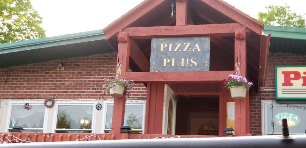 Pizza Plus | restaurant | 16043 NY-22, Stephentown, NY 12168, USA | 5187335555 OR +1 518-733-5555