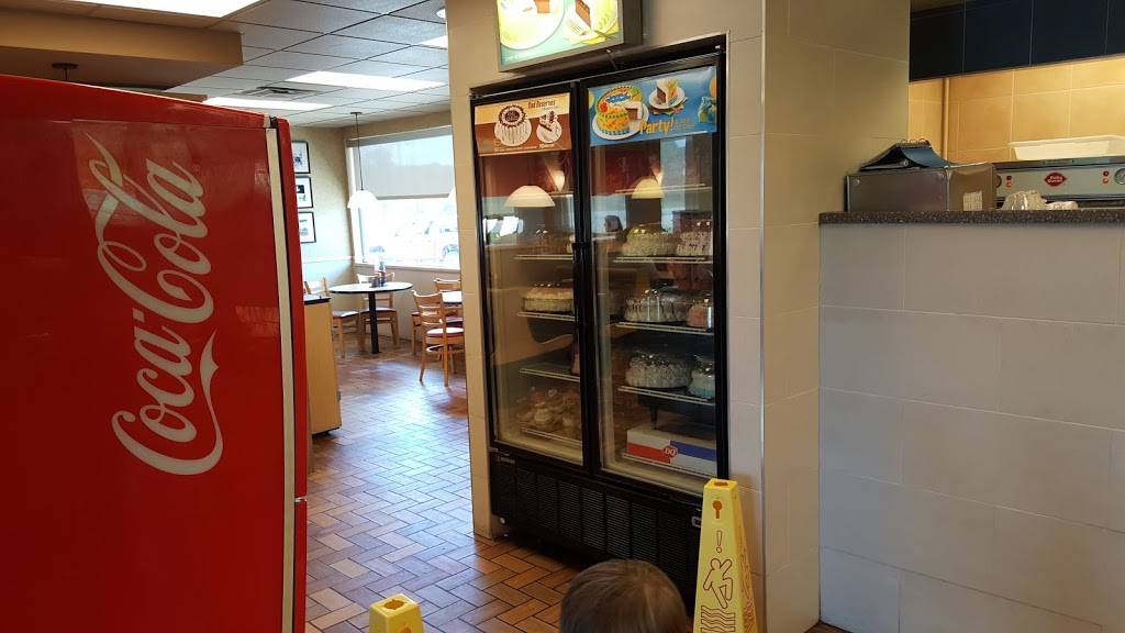 Dairy Queen Grill & Chill | restaurant | 15 Industrial Park Rd, Dawson Springs, KY 42408, USA | 2707972685 OR +1 270-797-2685