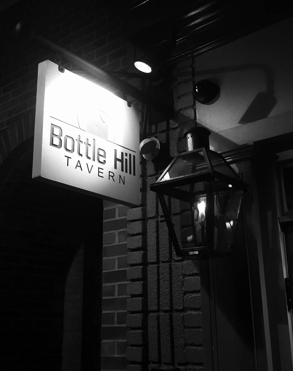 Bottle Hill Tavern | restaurant | 13 Waverly Pl, Madison, NJ 07940, USA | 9739496060 OR +1 973-949-6060