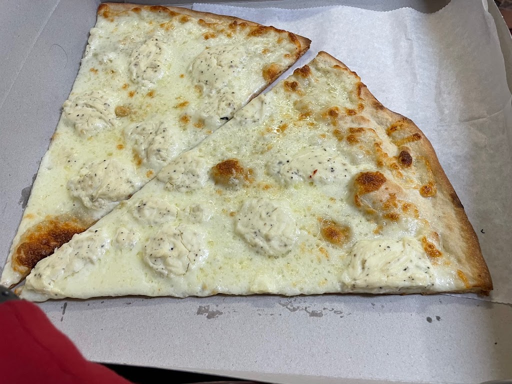 Lazaros Pizzeria and Grill | meal delivery | 1743 South St, Philadelphia, PA 19146, USA | 2155452775 OR +1 215-545-2775