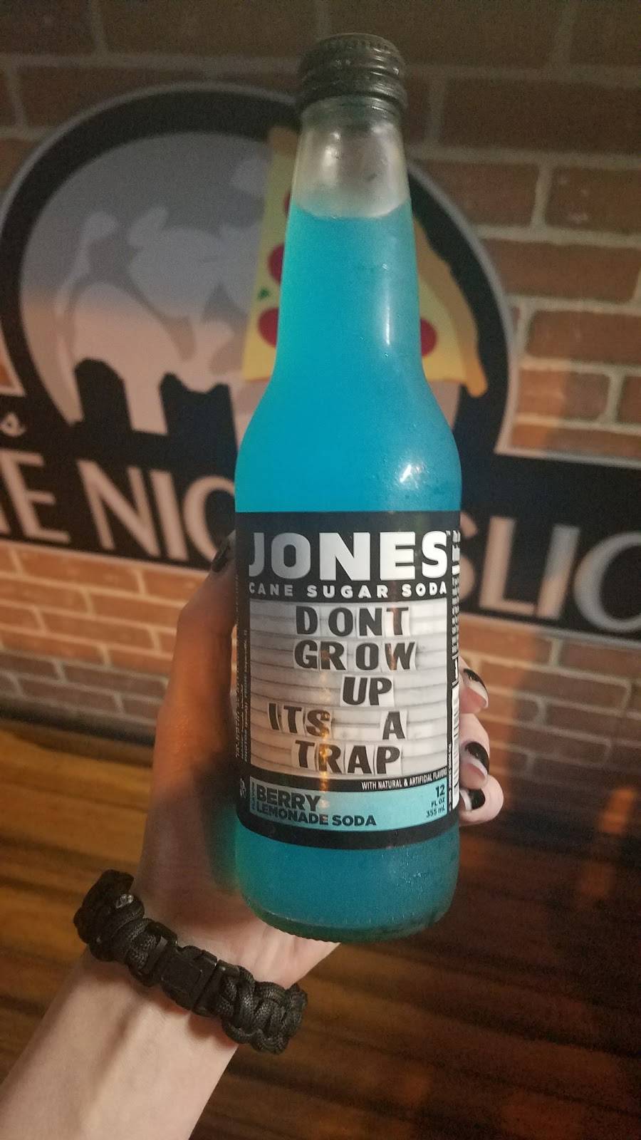 Mikeys Late Night Slice | restaurant | 15 E Duncan St, Columbus, OH 43202, USA | 6142620680 OR +1 614-262-0680