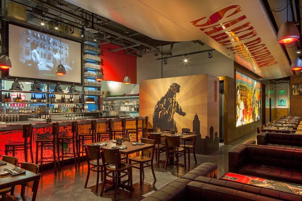 Blue Sushi Sake Grill | night club | 808 R St, Lincoln, NE 68508, USA | 4028054232 OR +1 402-805-4232