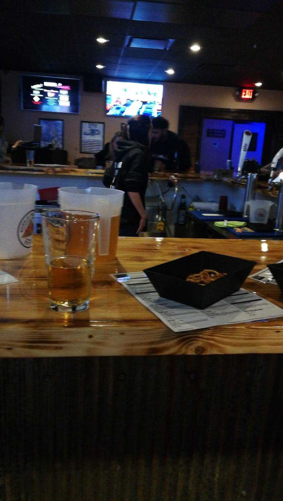 Sticks Pub and Grub | restaurant | 700 Northwest Hwy, Fox River Grove, IL 60021, USA | 8478294163 OR +1 847-829-4163