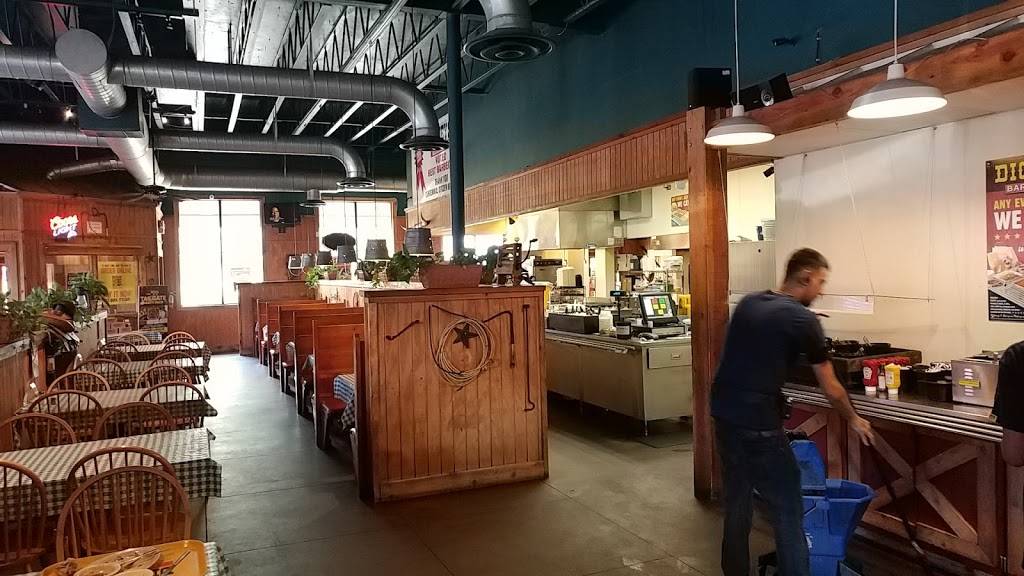 Dickeys Barbecue Pit | restaurant | 10230 E Arapahoe Rd, Centennial, CO 80112, USA | 3037922444 OR +1 303-792-2444