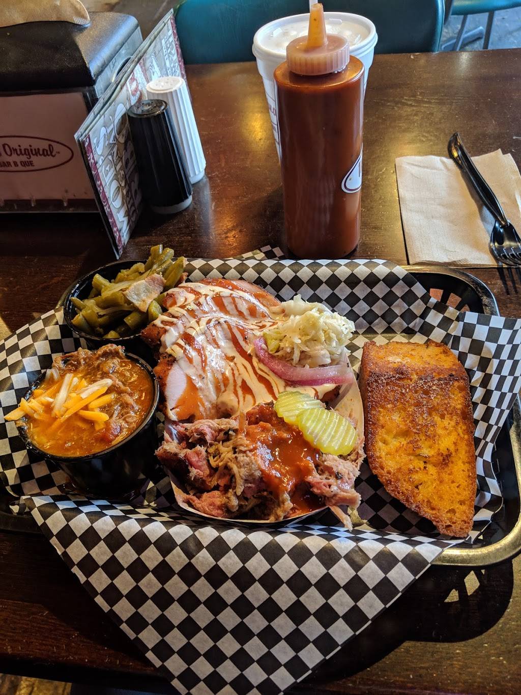 Moes Original Bar B Que | restaurant | 445 Providence Main St NW #4832, Huntsville, AL 35806, USA | 2567158667 OR +1 256-715-8667