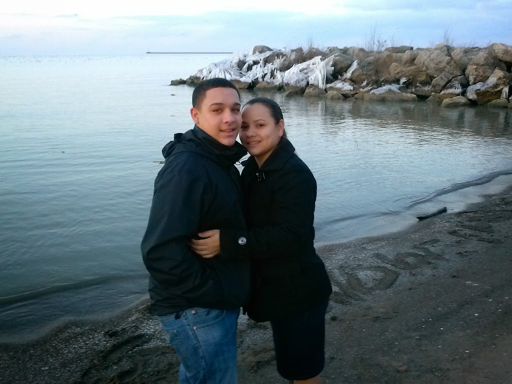 Sunset Café at Lakeview Park (formerly Rose Café) | restaurant | 1800 W Erie Ave, Lorain, OH 44052, USA | 4404585121 OR +1 440-458-5121