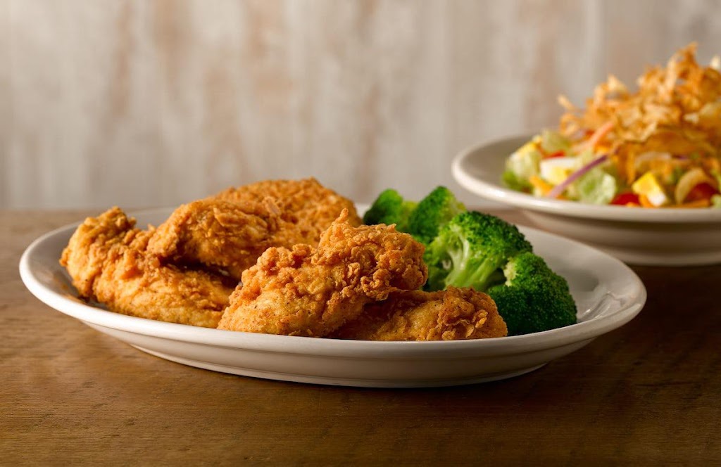 Bubbas 33 | restaurant | 11925 Gateway Blvd W, El Paso, TX 79936, USA | 9152966911 OR +1 915-296-6911