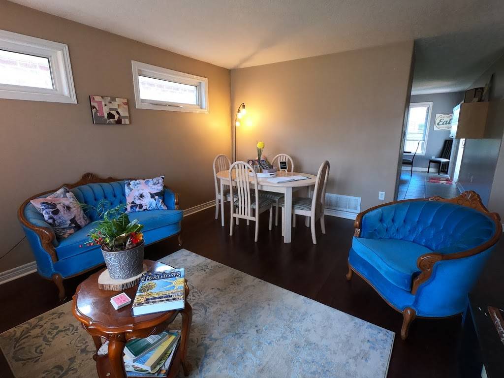 Eat by Roxie | restaurant | 369 Georgian Dr, Barrie, ON L4M 7A2, Canada | 4377793713 OR +1 437-779-3713