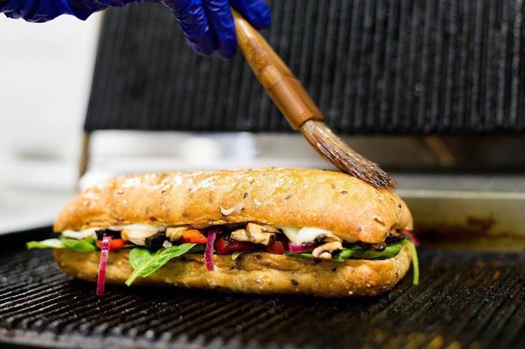 Fresh Healthy Café | meal takeaway | 28139 Paseo Drive #170, Wesley Chapel, FL 33543, USA | 8139733578 OR +1 813-973-3578