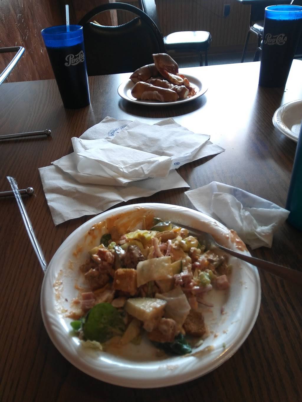 BC Pizza of Lowell | restaurant | 1335 W Main St, Lowell, MI 49331, USA | 6168979776 OR +1 616-897-9776