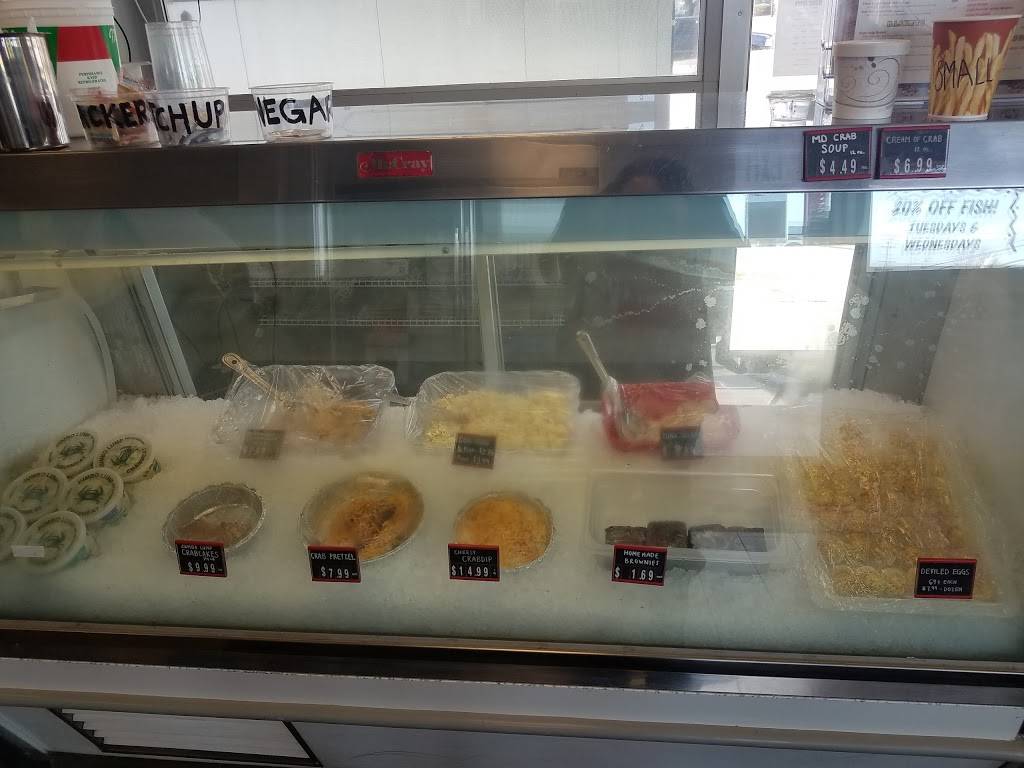 Richards Fish & Crabs | restaurant | 2201 E Churchville Rd, Bel Air, MD 21015, USA | 4107346161 OR +1 410-734-6161