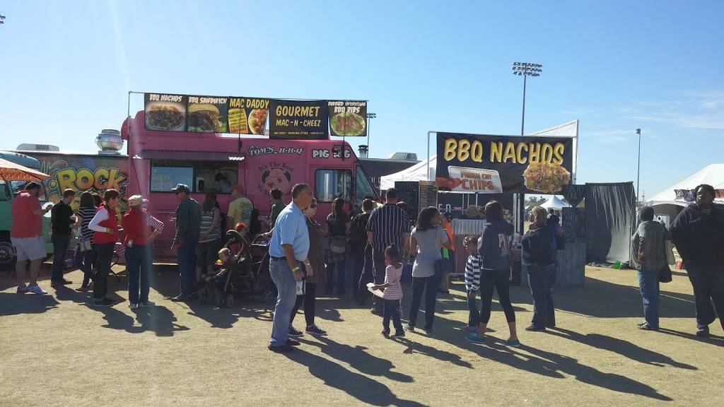 Street Eats Food Truck Festival | restaurant | 7555 N Pima Rd, Scottsdale, AZ 85258, USA | 4802705166 OR +1 480-270-5166