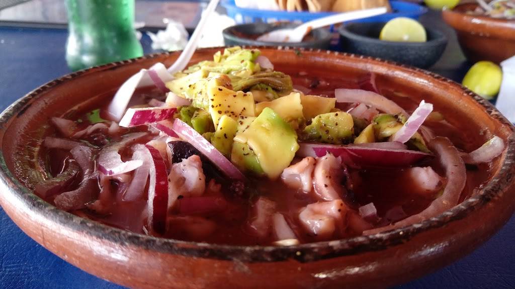 Mariscos el Esterito | restaurant | Calle Miguel Hidalgo 2, La Gloria, 22645 Tijuana, B.C., Mexico | 016643830033 OR +52 664 383 0033