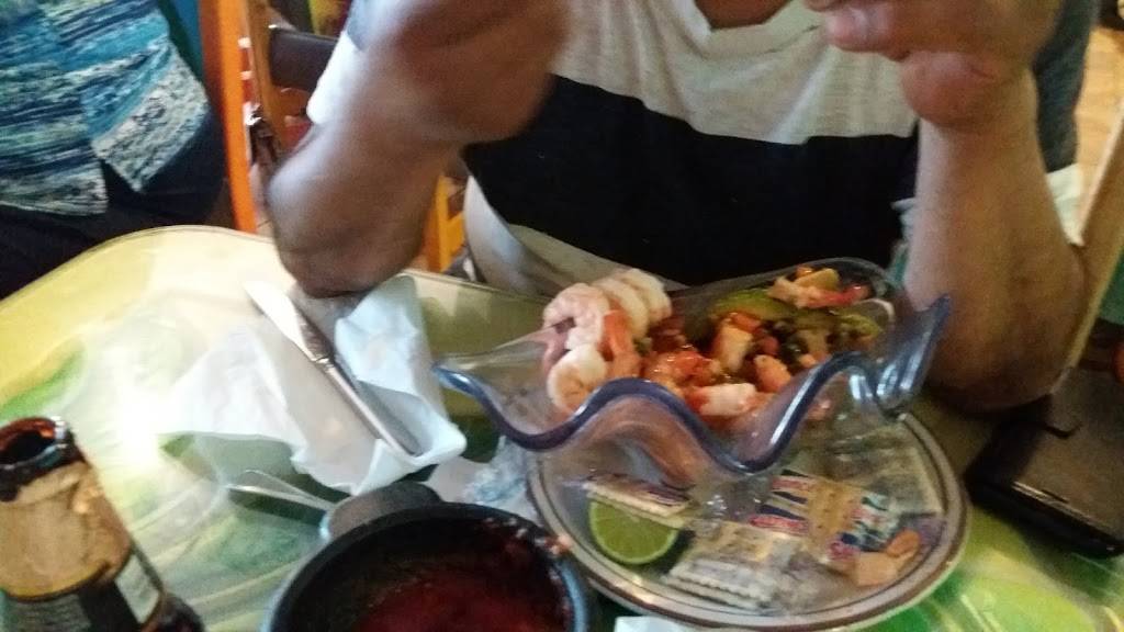 La Consentida Mexican Restaurant | restaurant | 1511 N Dupont Hwy, New Castle, DE 19720, USA | 3023221110 OR +1 302-322-1110