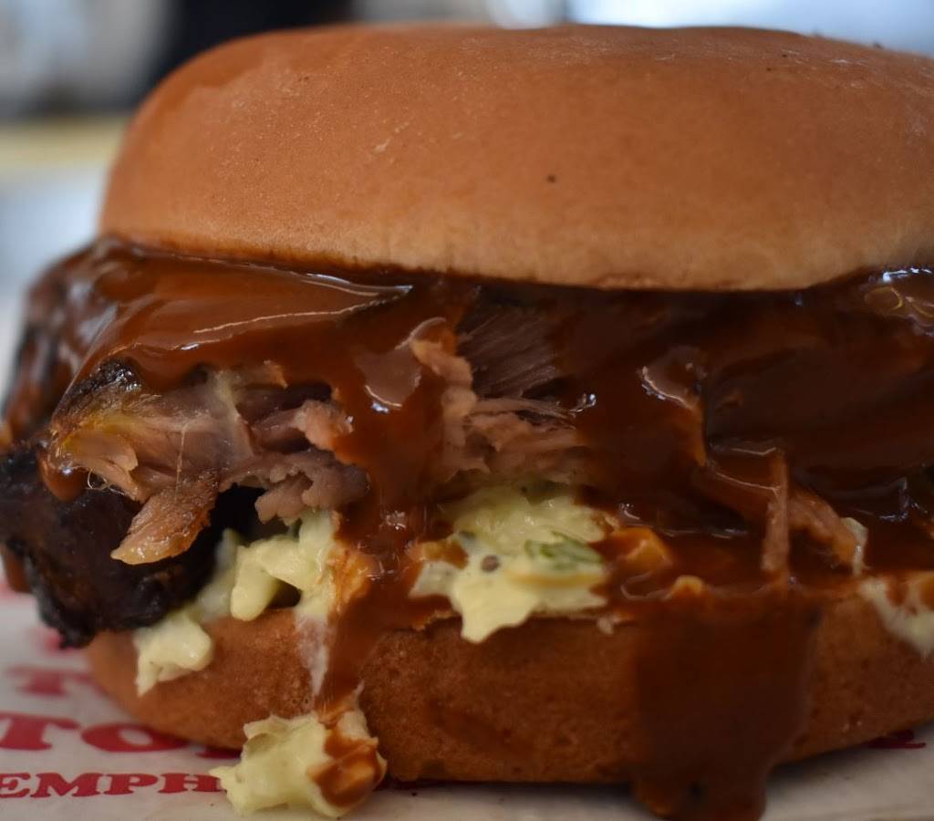 Tops Bar-B-Q | restaurant | 313 Stateline Rd W, Southaven, MS 38671, USA | 6623937488 OR +1 662-393-7488