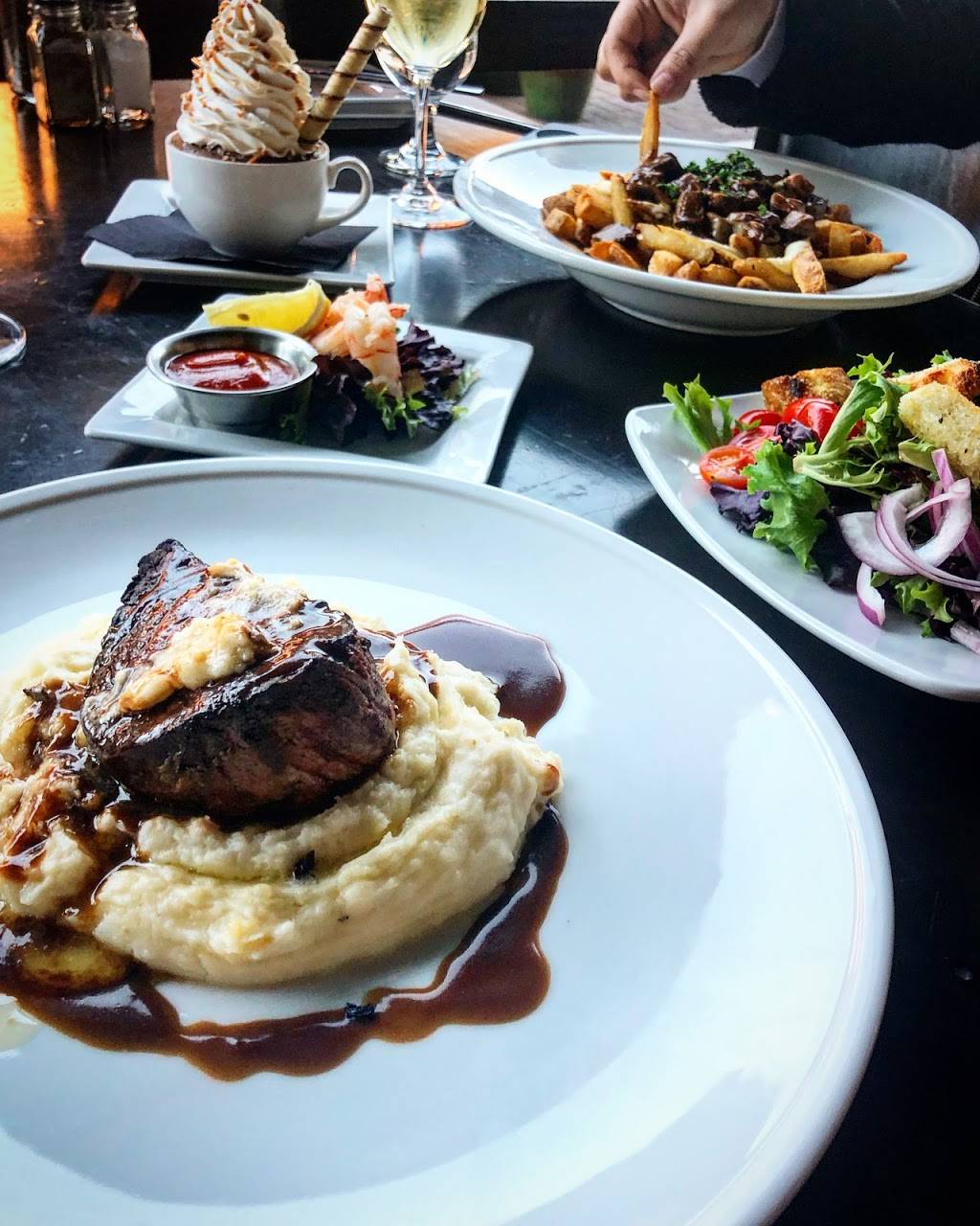 Midgleys Public House | restaurant | 296 Lincoln Center, Stockton, CA 95207, USA | 2094747700 OR +1 209-474-7700