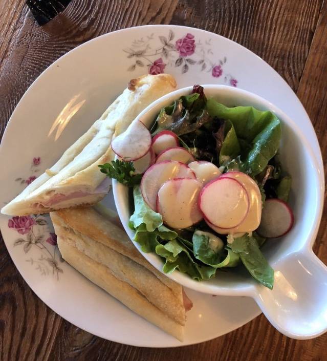 Le Petit Marché | restaurant | 5665 Melrose Ave, Los Angeles, CA 90038, USA | 3233806557 OR +1 323-380-6557