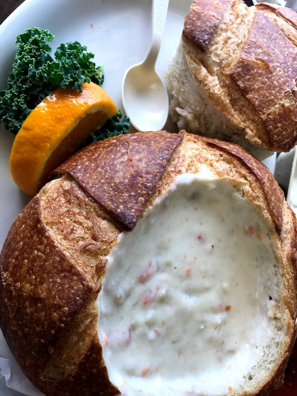 Andrias Seafood | restaurant | 1449 Spinnaker Dr A, Ventura, CA 93001, USA | 8056540546 OR +1 805-654-0546