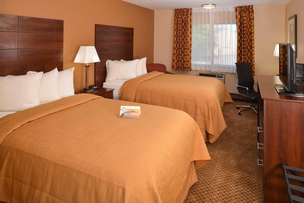 Quality Inn | restaurant | 3623 W College Ave, Appleton, WI 54914, USA | 9207315271 OR +1 920-731-5271