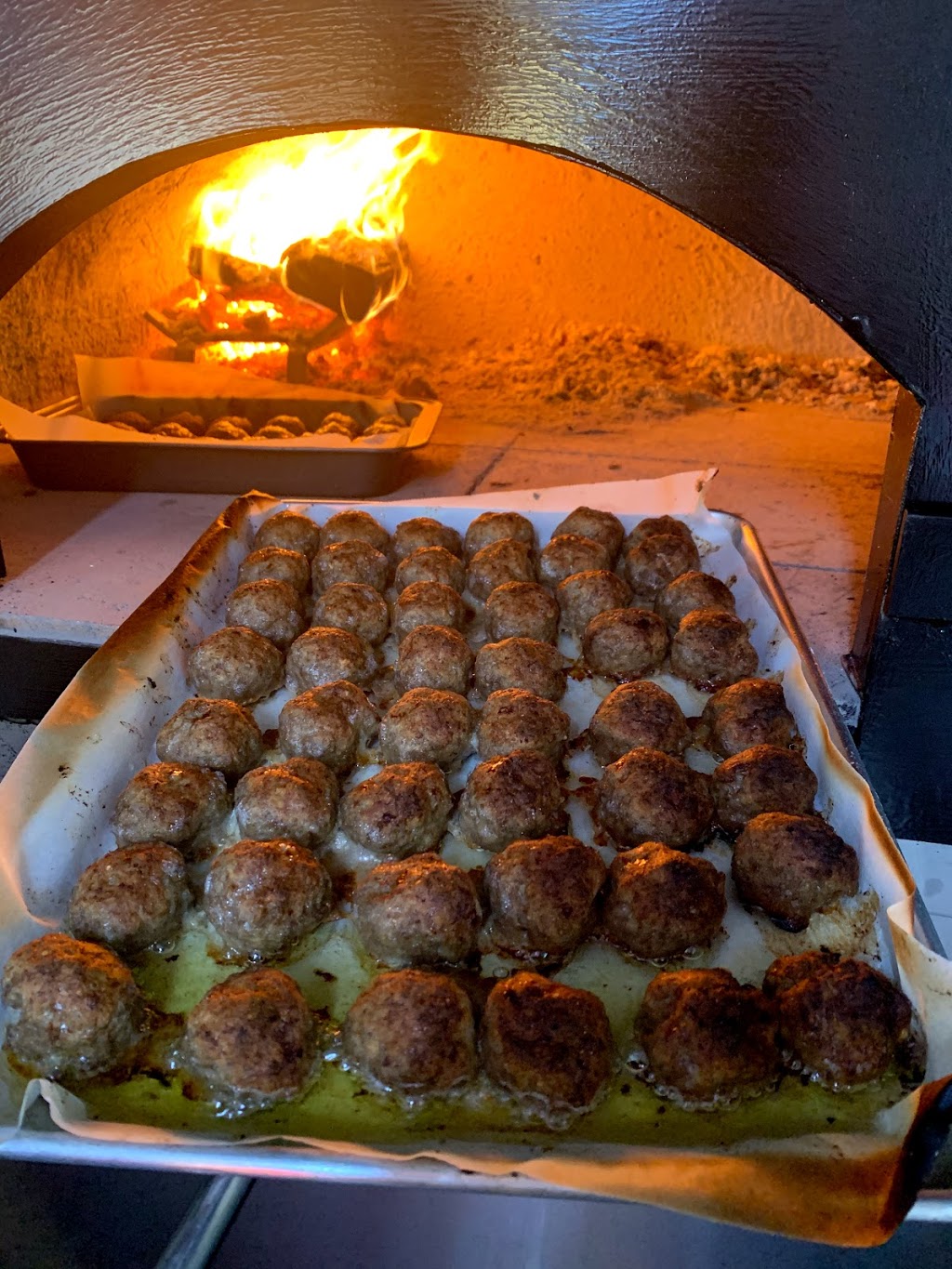 Pizzeataly | restaurant | 6821 W Hillsborough Ave, Tampa, FL 33634, USA | 8139663697 OR +1 813-966-3697