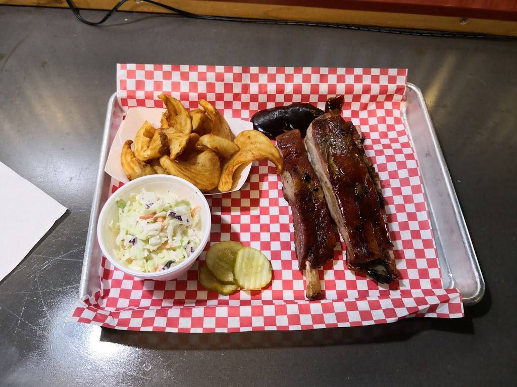 BP Smokehouse BBQ | restaurant | 201 Larkin St, Tomah, WI 54660, USA | 6083433671 OR +1 608-343-3671