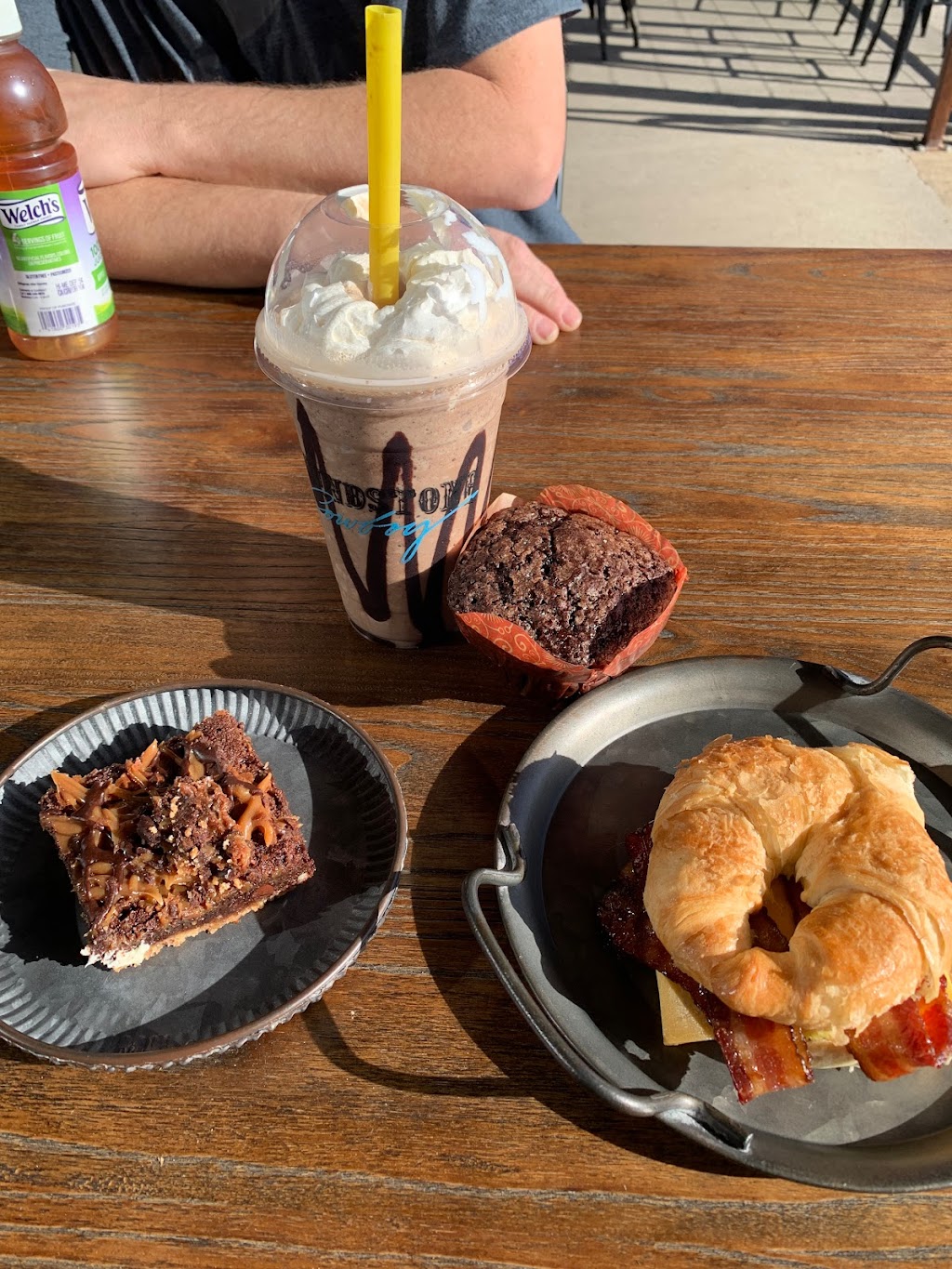 Grindstone Cowboy | restaurant | 115 N Main St Suite C, Eagleville, TN 37060, USA | 6156409040 OR +1 615-640-9040