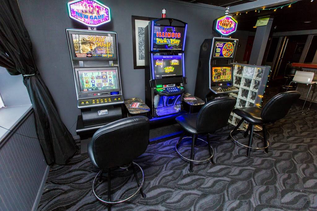 BR Bar | restaurant | 18601 S Cicero Ave, Country Club Hills, IL 60478, USA | 7087996223 OR +1 708-799-6223